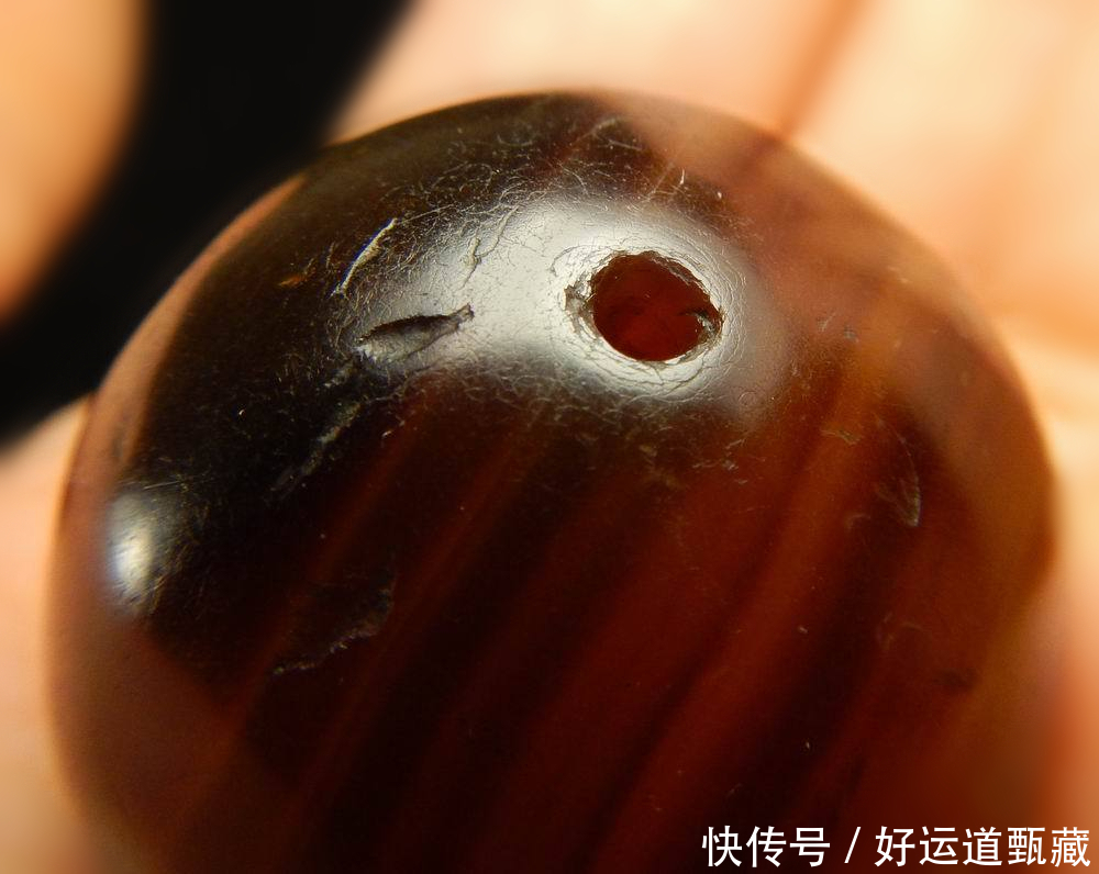 游丝|千种玛瑙万种玉,缠丝玛瑙色带细如游丝,温润半透,油润透明(一)