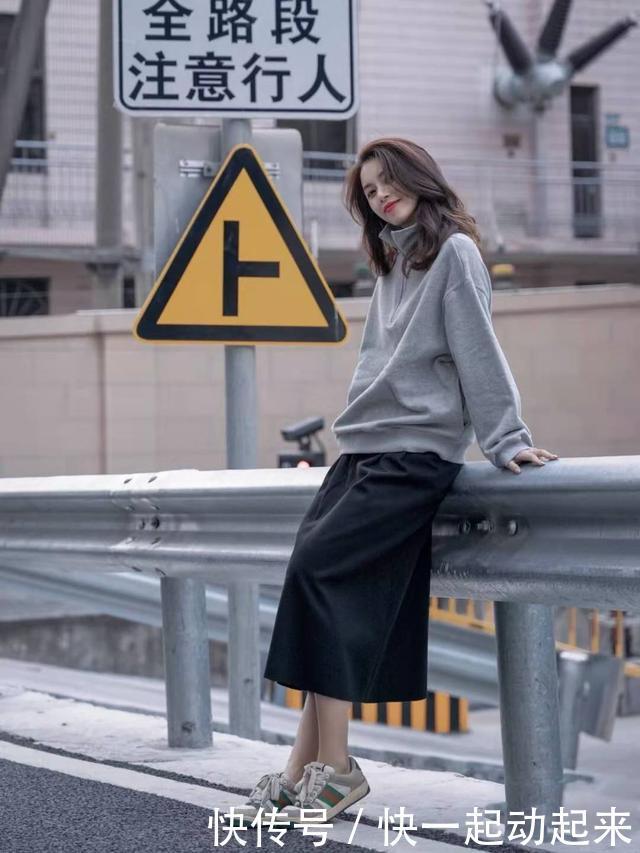 试一试|入冬别再穿棉服了,“茶系小清新”搭配试一试,心机又有气质