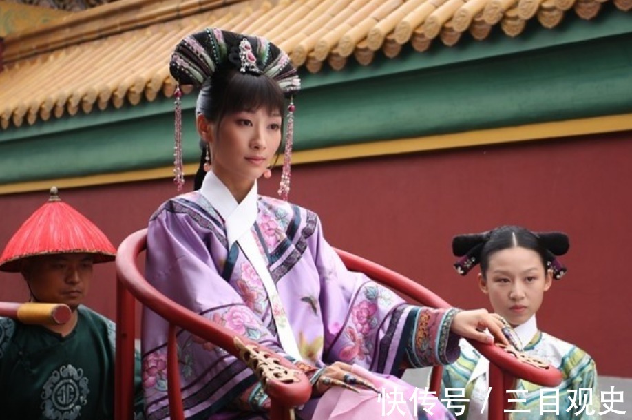 妃子@清朝妃子脖子上都有一条白领?不仅是装饰品,更为了方便皇帝辨认