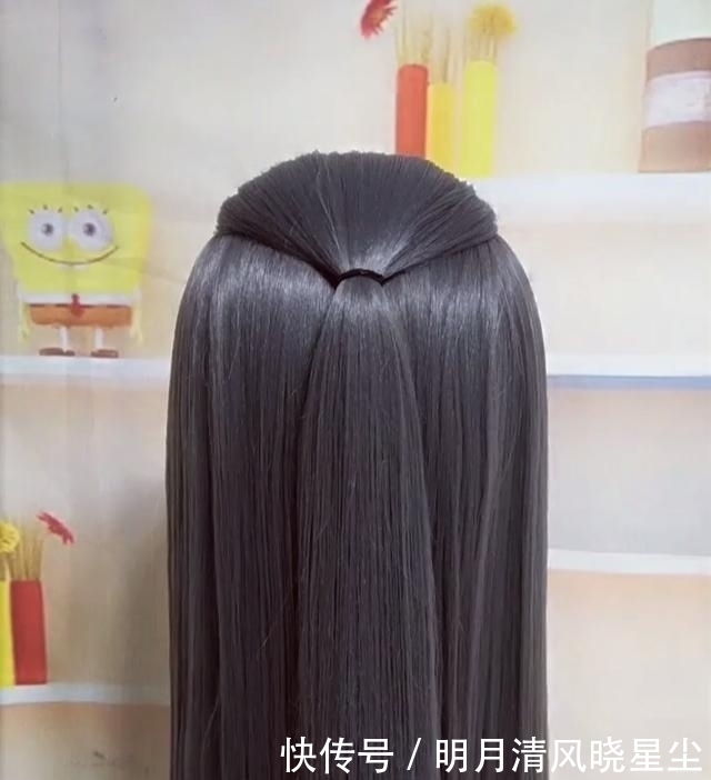 什么发型更显年轻？试试新款马尾，瞬间年轻十岁！