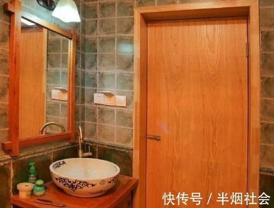 卫生间|卫生间门记得不要装这种，用过的人都说坑，后悔我家装早了！