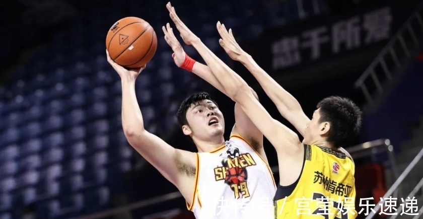 深圳队|10投7中得14分5板3抢断!CBA又涌出男篮名宿之子,19岁身高2米19