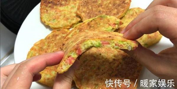 美味|包菜不要炒着吃了，加3个鸡蛋这样做，全家人都爱吃，营养美味！