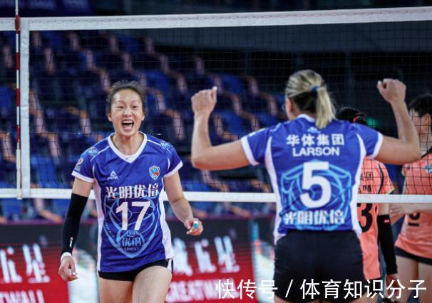 拉尔森|上海女排3-0取胜不足喜，全队一传出现波动，拉尔森下滑严重