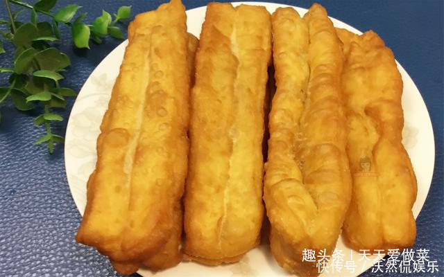 配方|炸油条加酵母是不完全对的,老阿姨教你正确配方,蓬松酥脆太香了
