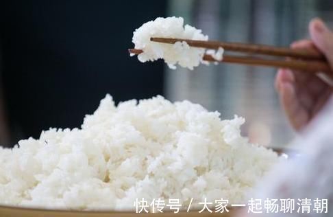 大米|煮米饭,直接加水下锅是不对的,少了2步,难怪米饭不香不松软