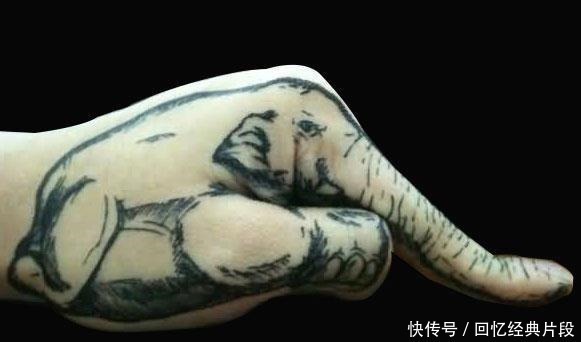 13个搞笑的纹身拖鞋省了,记事本也不用买了,承包你一年的槽点