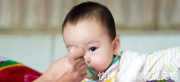 肚子|宝宝出现这几种情况,就是肚子里积食了,要学会正确处理