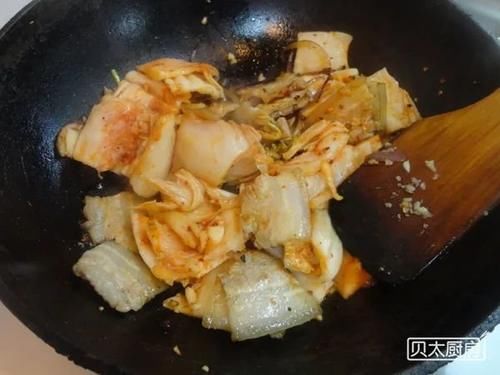 一人食的小火锅，每天都要不一样的好吃味，全身暖暖的！