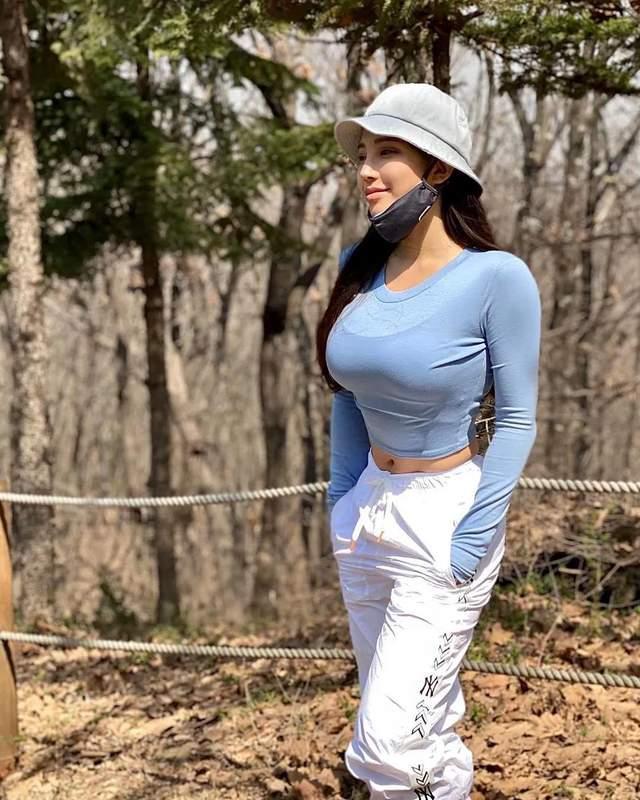 体脂率|擅长钢管舞的健身教练，骨感中又有曲线，塑造好身材注意3点