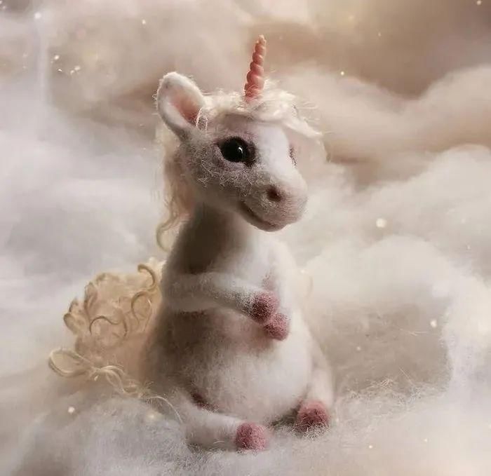 艺术家@逼真到极致的毛毡作品,毛茸茸的小动物,把心都融化了