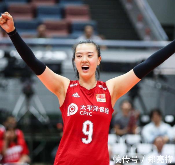 海报|李盈莹荣登国际排联海报,张常宁“无辜”遭争议,近4年从未脱身