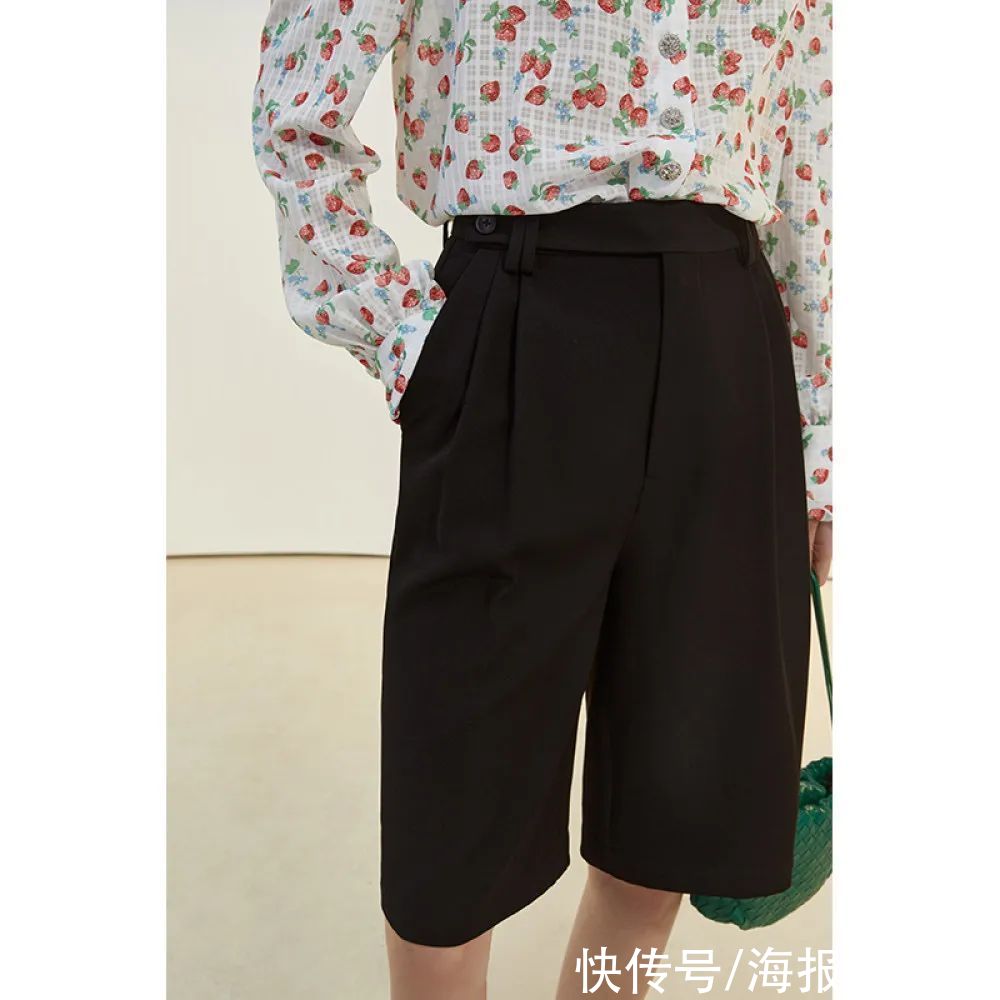 小裙子穿腻了？也许你的衣橱还差一条“百慕大短裤”