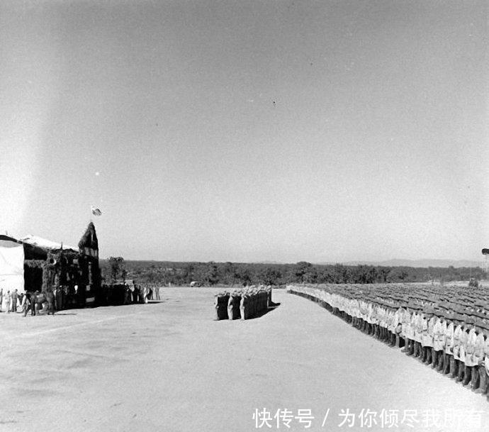 蒋介石|一组1943年12月蒋介石与宋美龄视察中国驻印远征军的珍贵照片！