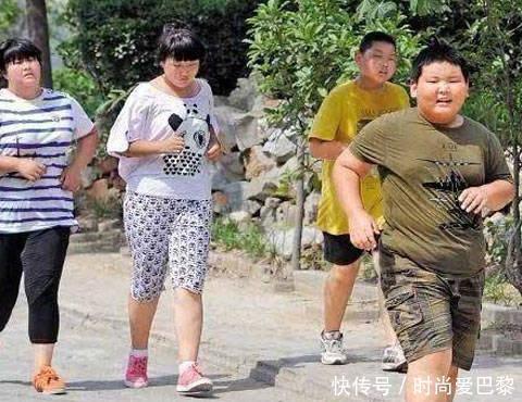 长高|孩子骨骺线闭合前,身体会给出3处“提示”,若忽视,孩子长个难