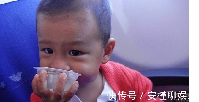 辣条|刚6岁就患癌,打死不给孩子吃以下6种零食,家长们还不醒醒吗!