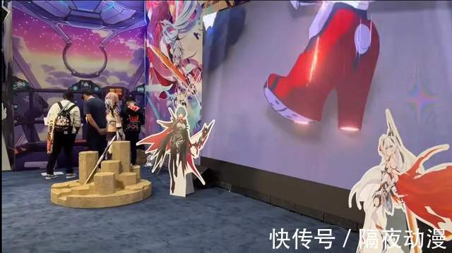 纽约漫展|“包场”纽约漫展的米哈游,让《原神》比肩《鬼灭之刃》