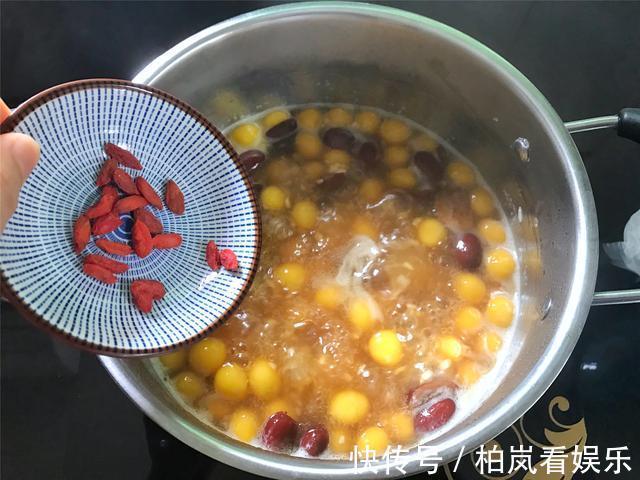 女人|女人再忙也要爱自己,隔三差五来一碗,暖胃补血,胜过天天敷面膜