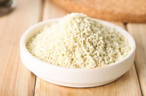 味精和鸡精都能提鲜，吃哪个更健康？不少人误解了，建议看看