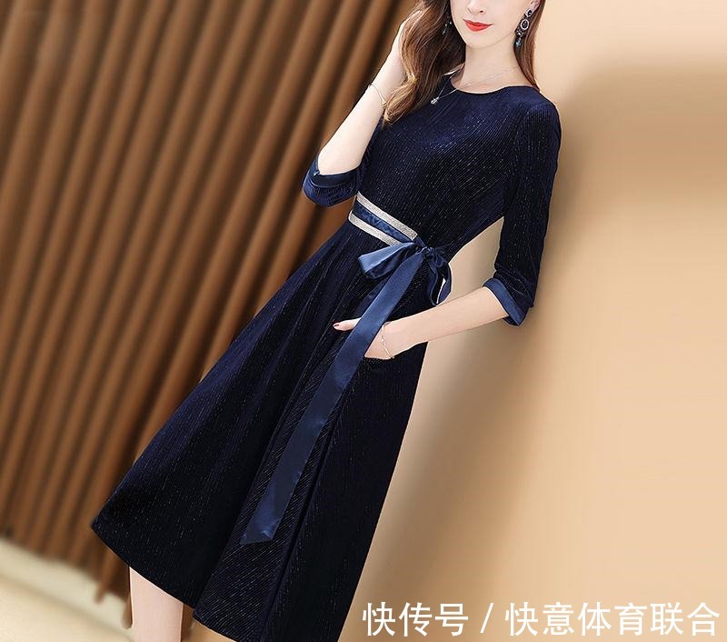 毛衣 今年不流行外套配毛衣了, 学下图女人这样穿, 气质飙升更有女人味!