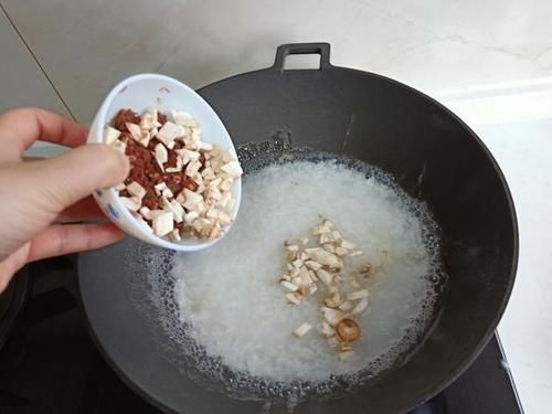 15分钟搞定早餐，鲜美好吃又管饱，网友：好妈妈，难怪孩子长高快