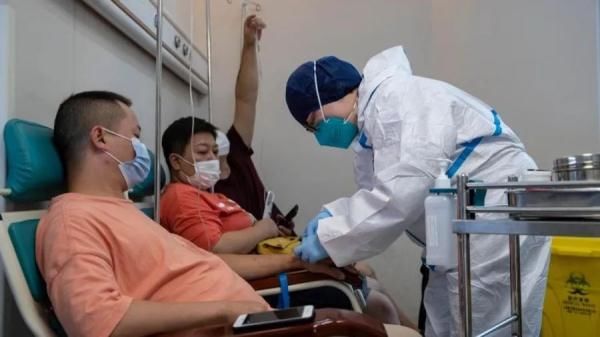 药店|上海医院发热门诊管控更紧、重点岗位2天一次核酸！