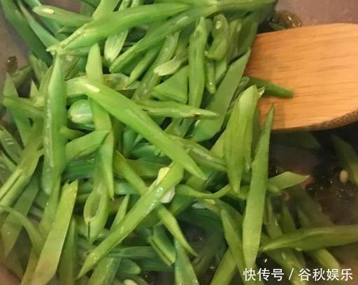 这菜每天吃一斤,相当于8杯牛奶,15个鸡蛋,可惜大家不知道