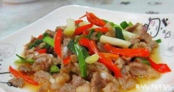 美食推荐粉丝牛肉煲,京葱炒肉丝,蚝油生菜,泡椒田鸡的做法