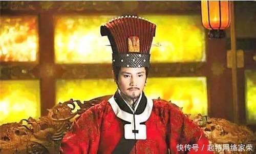 并非|宋代官员的脖子上都会挂一个白圈,其实并非为美观,而是方便皇帝