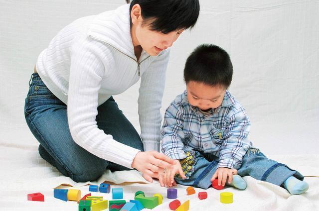 起名|妈妈姓“尚”,爸爸姓“门”,给儿子取一名,上户口的民警都笑了