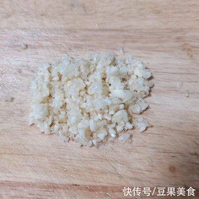 蒜蓉5|#不容错过的鲜美滋味#凉拌鲜海蜇