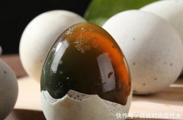 吃皮蛋，需要煮一煮吗很多人搞错，难怪“没味儿”，不懂别乱吃