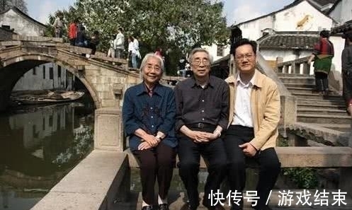 侄孙#鲁迅的后人都在干什么？儿子做了大官，还一个侄孙是明星都认识