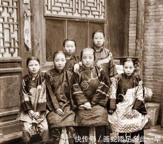 老照片|清末富裕之家是什么样的一组老照片带您看看当时的生活!