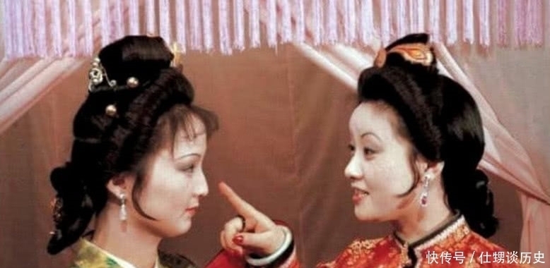 秘书!红楼梦中的高级秘书,王熙凤身边的才叫完美,晴雯真的不合格