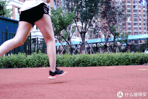 后跟|回弹很大，无需忍耐，咕咚10k悦弹初体验