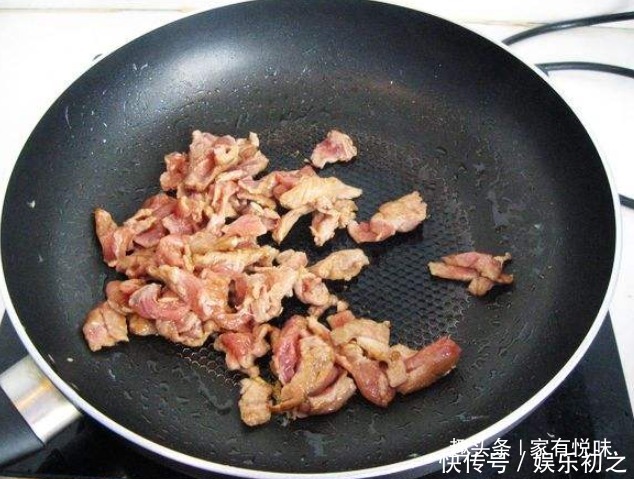 出锅香味四溢又解馋,做法简单食材常见,我家“小主”吃的美滋滋