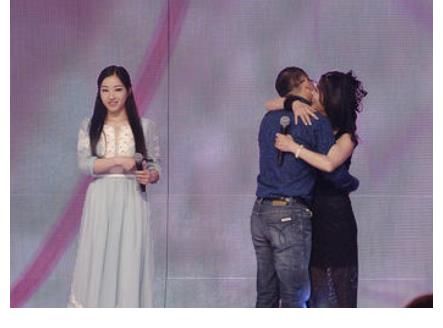 伍逸|《非誠勿擾》51歲阿姨被34歲小伙抱走，5年過去了，兩人分道揚鑣