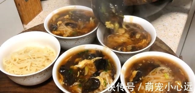 味极鲜|5口之家17天没出门，我家三餐这样吃，4菜一汤18元，营养又解馋