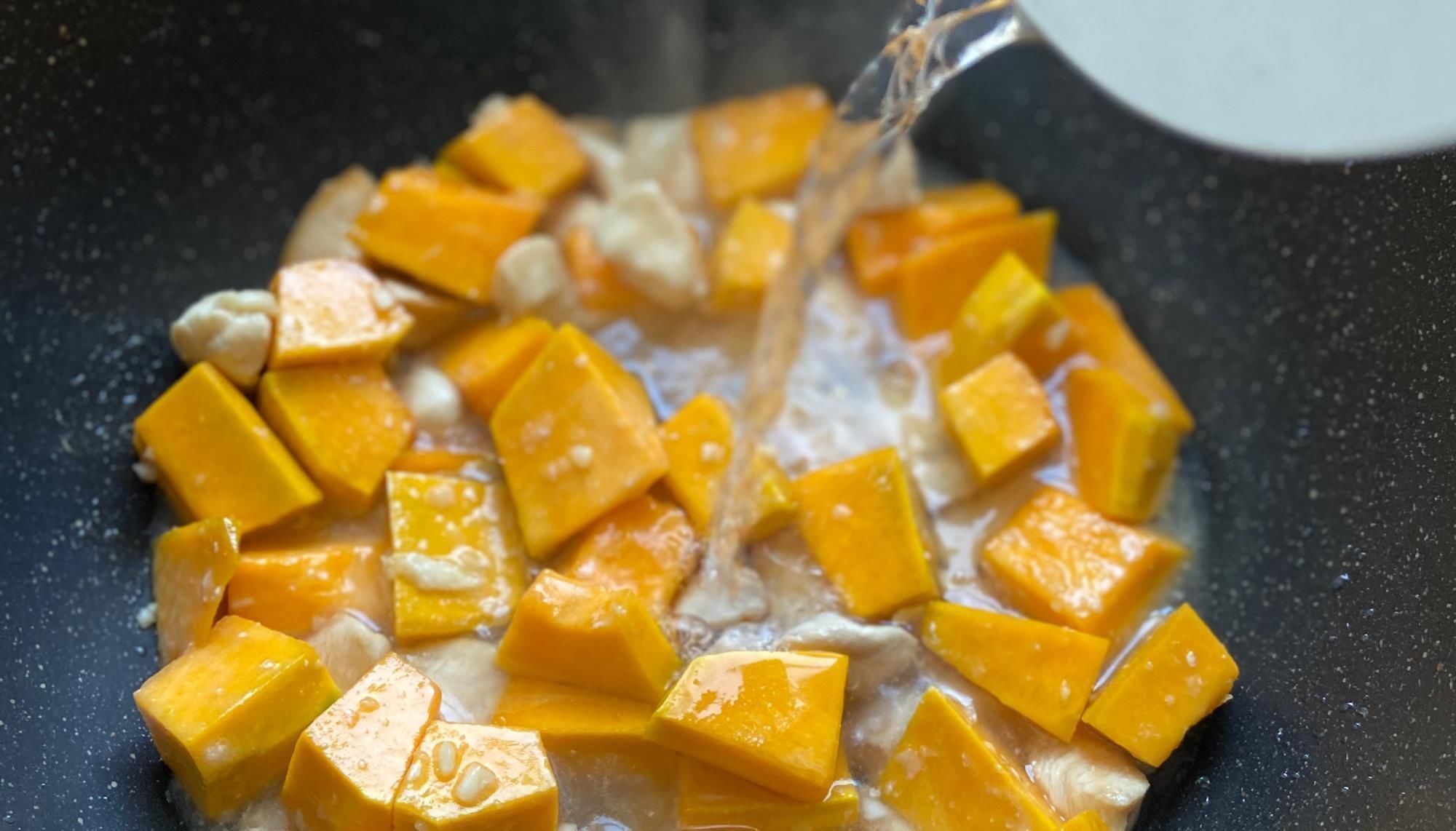 拌饭|脂肪最怕这菜,减脂餐里排第一,闺蜜一周吃3次,腰围瘦了好几寸