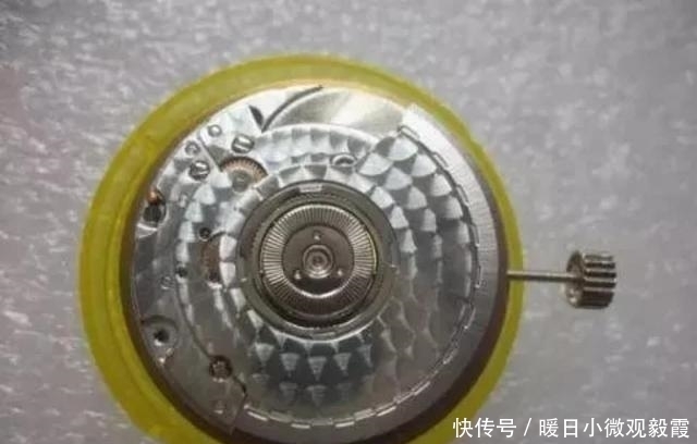 复刻表用的是ETA机芯？揭秘假表行业最大骗局