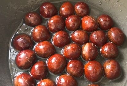 水煮板栗，冷水下锅还是热水下锅？做错了，难怪板栗不易剥还发硬