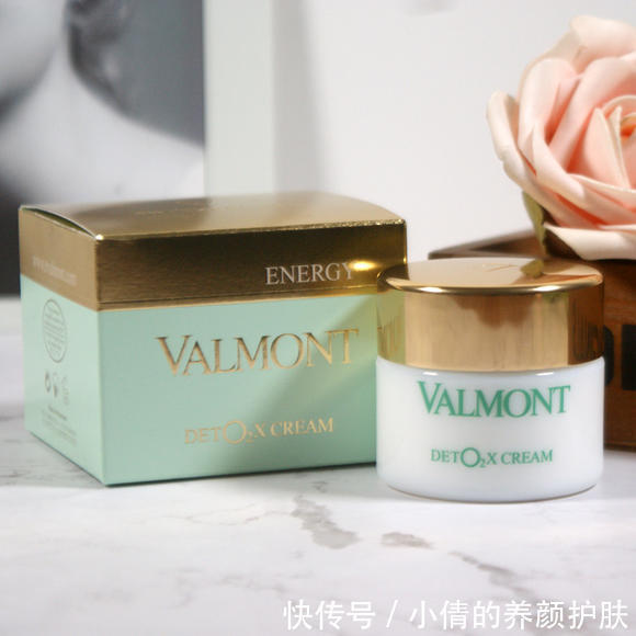 维c|藏不住了,这几款抗老护肤品被发现了,坚持用肌肤紧致皱纹都没了