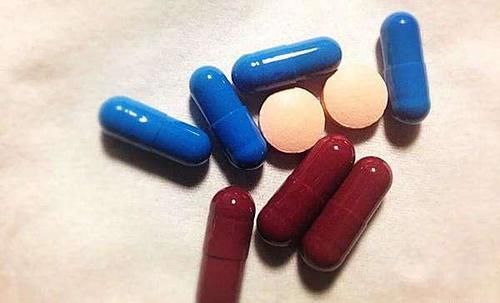 50歲后,骨質容易流失,如何補鈣,預防骨折?醫生逐條告訴您