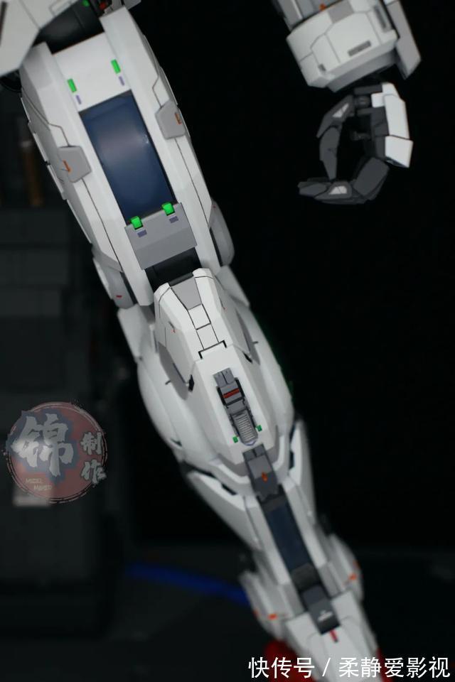 模型秀|高达模型秀:万代的PG能天使,作者超级认真