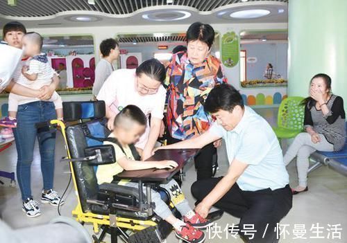 怀孕|怀孕7个月查出孩子没有手脚,妈妈不忍心放弃,如今活成“公主”