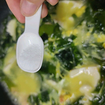 裙带菜虾仁豆腐汤