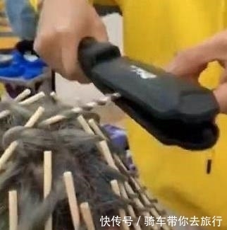 见证|女子用无数根一次性筷子烫头,看到最终的发型:见证女神蜕变
