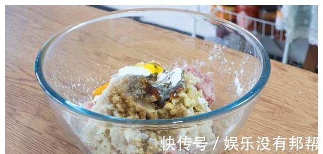 藕丸子|晒晒我家晚餐，4道菜不超过20元，大人小孩都爱，网友：真羡慕