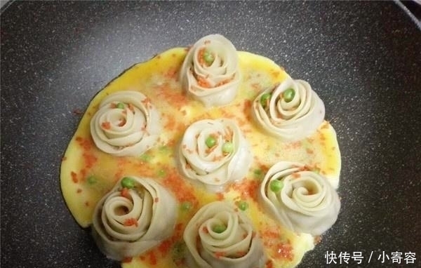 猪肉馅|饺子“新包法”，刚上桌儿子就抢着吃，直呼太有创意了！真香！